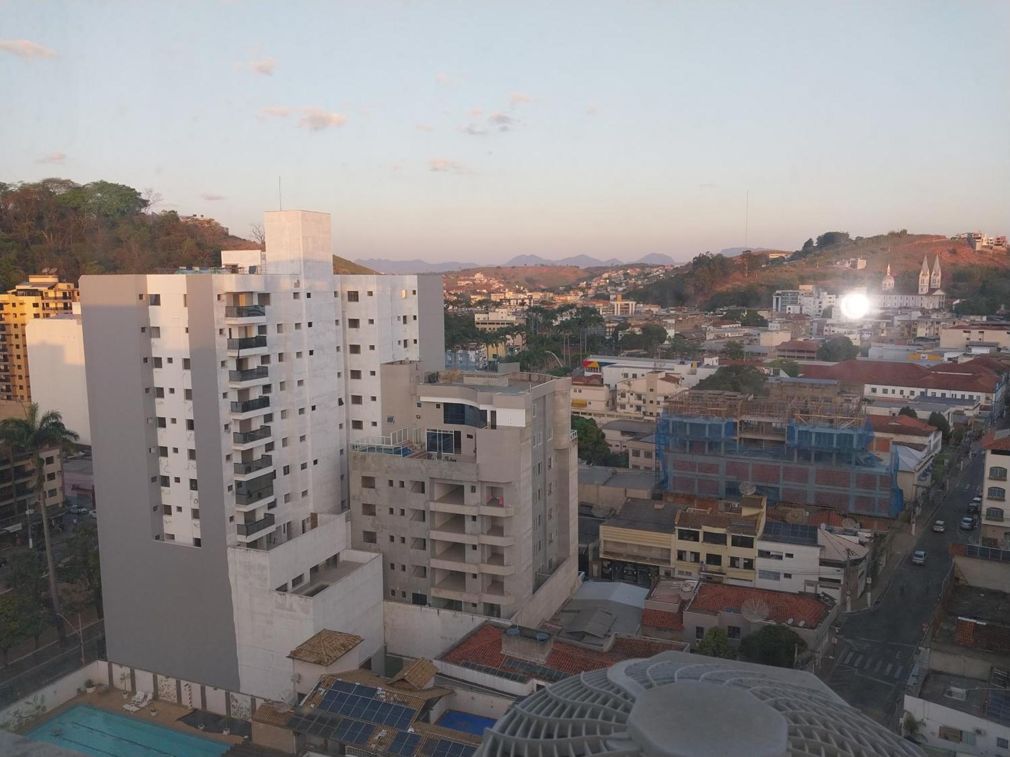Apartamento Luxo No Centro Ubá Zimmer foto